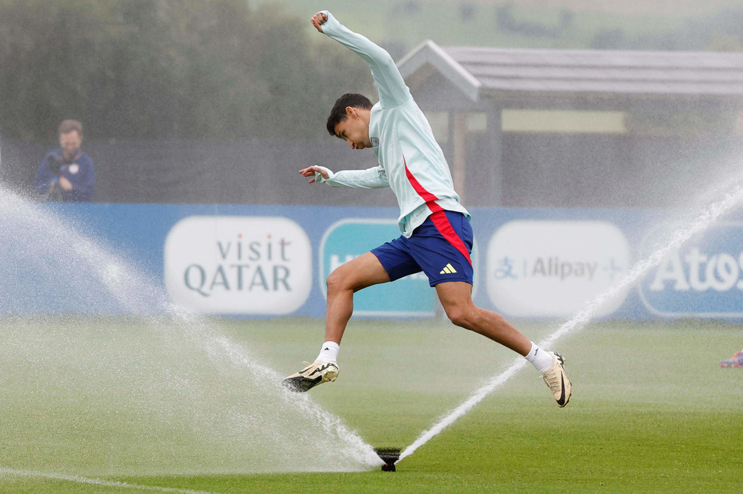 El jugador Jesús Navas, durante un entrenamiento de la selección de España en Donaueschingen (Alemania). EFE/ J.J. Guillén