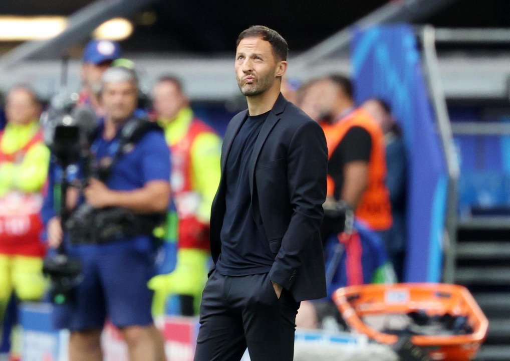 El seleccionador belga Domenico Tedesco durante el partido de la Eurocopa entre Francia y Bélgica, en Dusseldorf, Alemania. EFE/EPA/FRIEDEMANN VOGEL