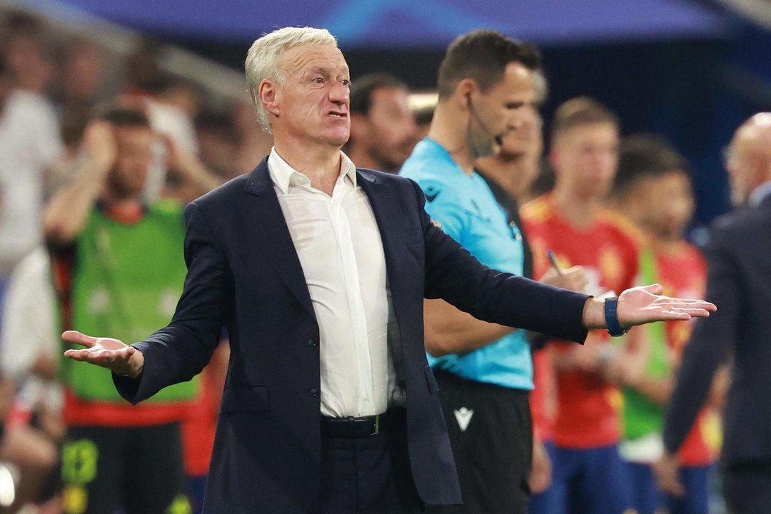 El seleccionador Didier Deschamps en Múnich durante el partido de semifinales ante España. EFE/EPA/CLEMENS BILAN/Archivo