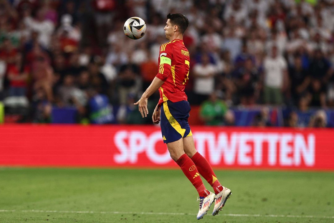 Alvaro Morata en las semifinales de Múnich,España. EFE/EPA/ANNA SZILAGYI